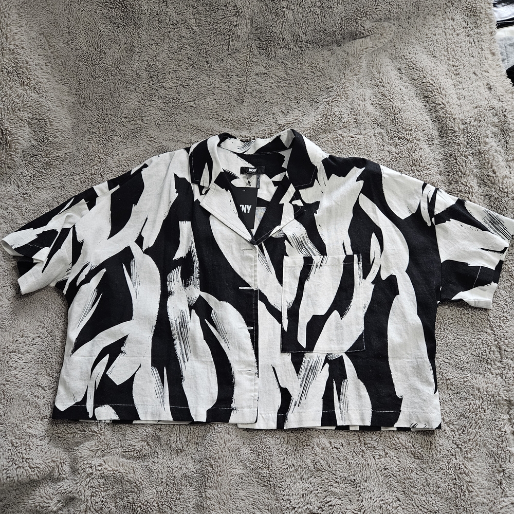 DKNY Black and White Cropped Button Down Shirt